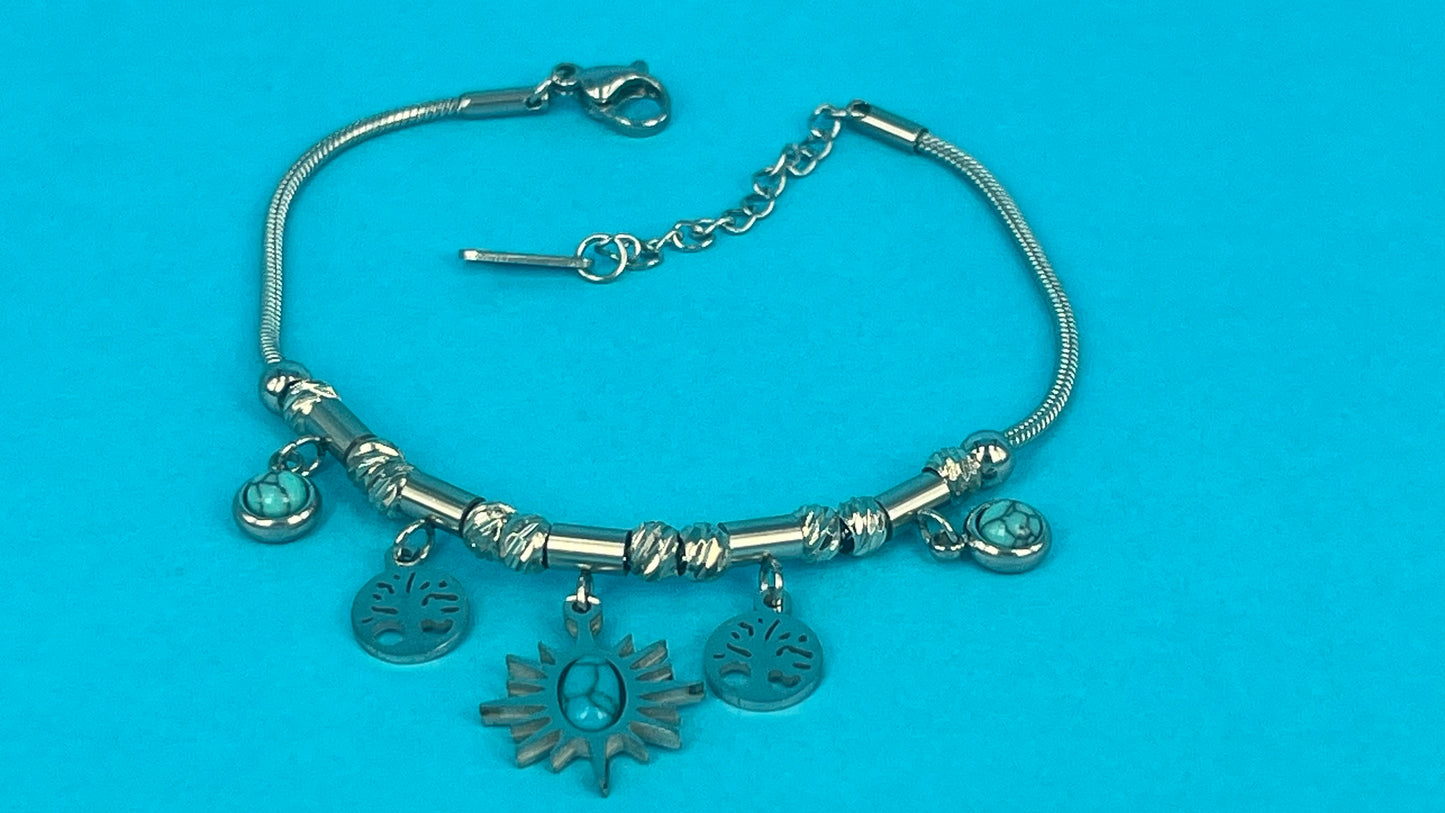 Charm bracelet