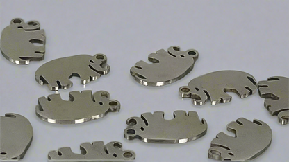 Elephant charms (10 pieces)