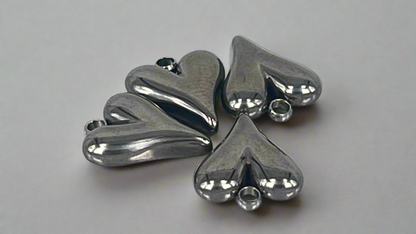 Heart pendants 15 mm (4 pieces)