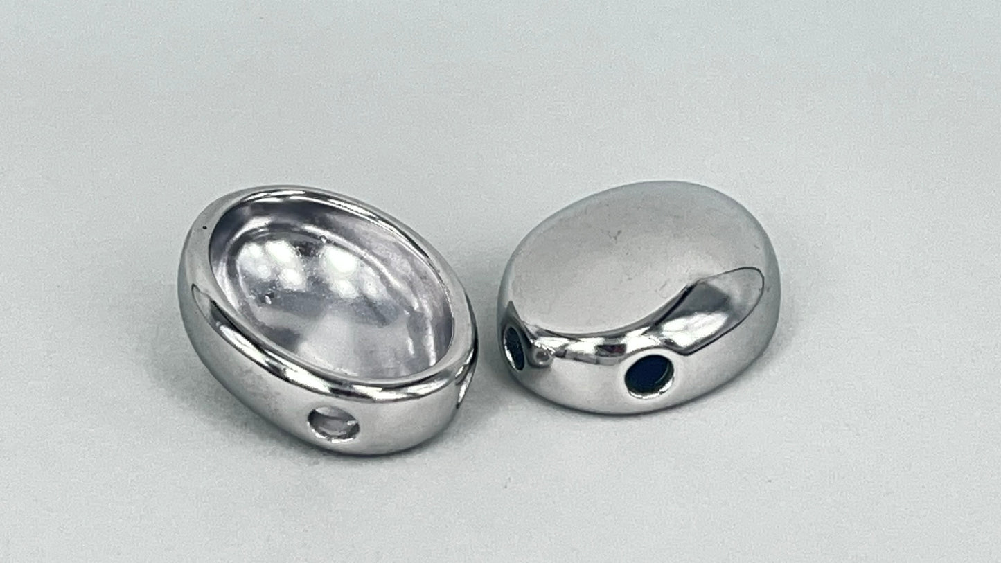 Oval pendants (2 pieces)