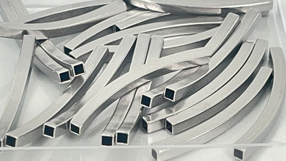 Square pipe spacers 3.0 x 40 mm (20 pieces)
