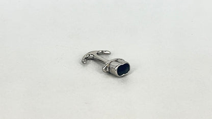 Anchor clasp