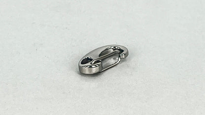 GB21 clasp