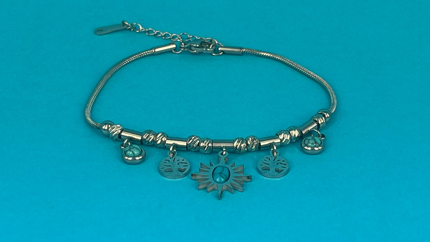Charm bracelet