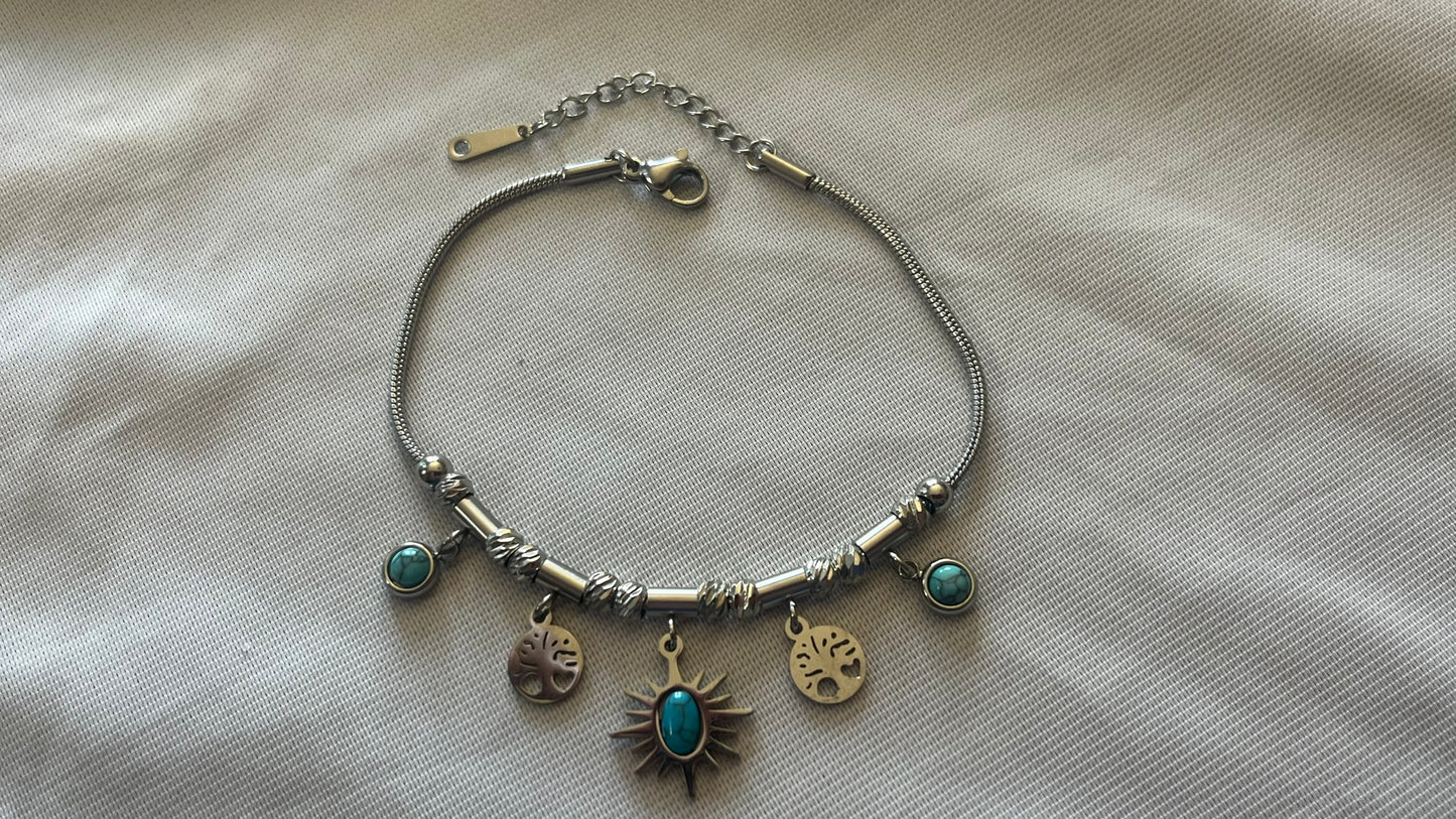 Charm bracelet
