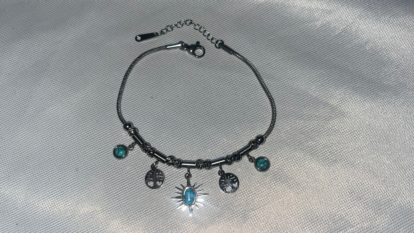Charm bracelet