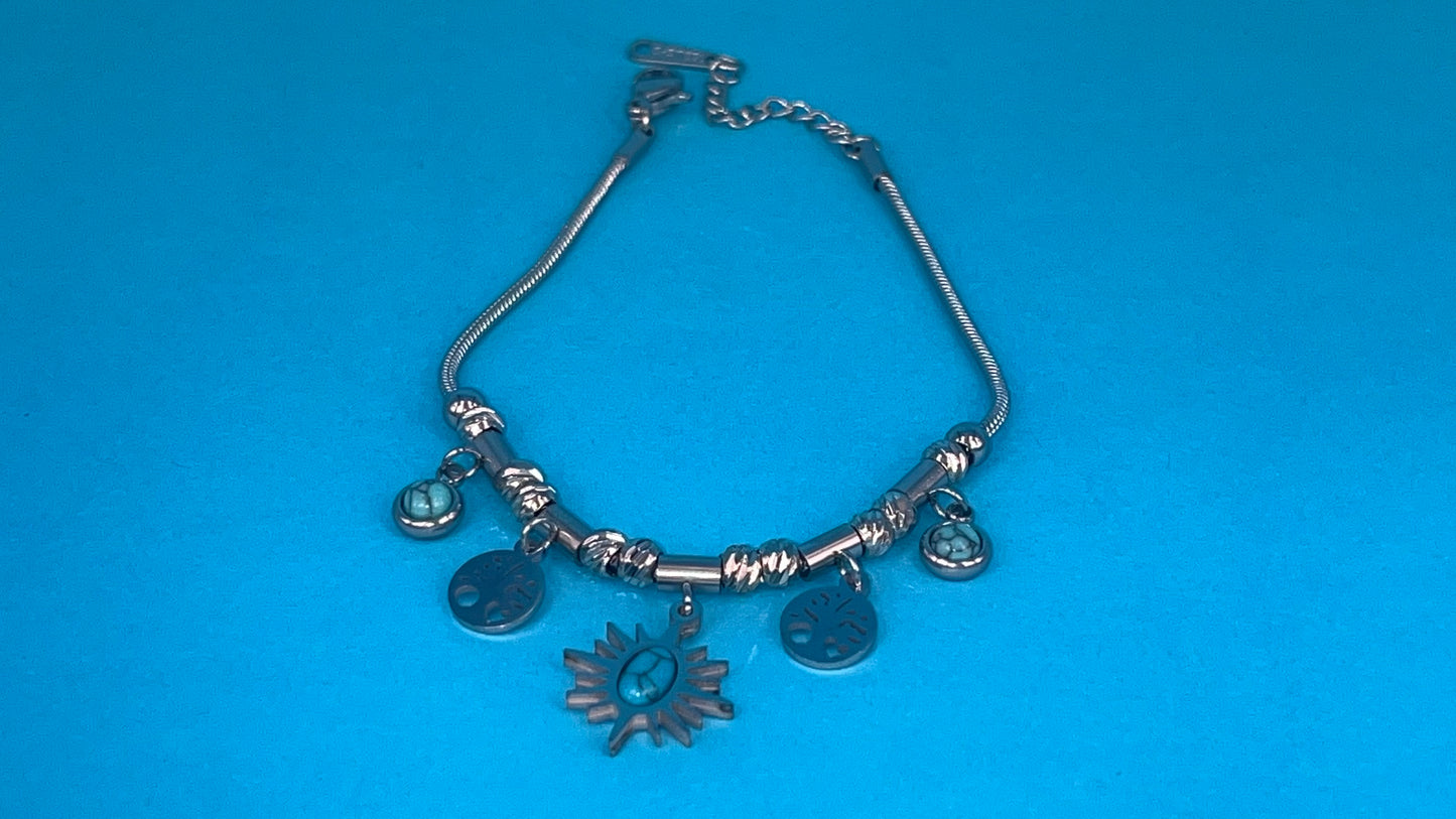 Charm bracelet