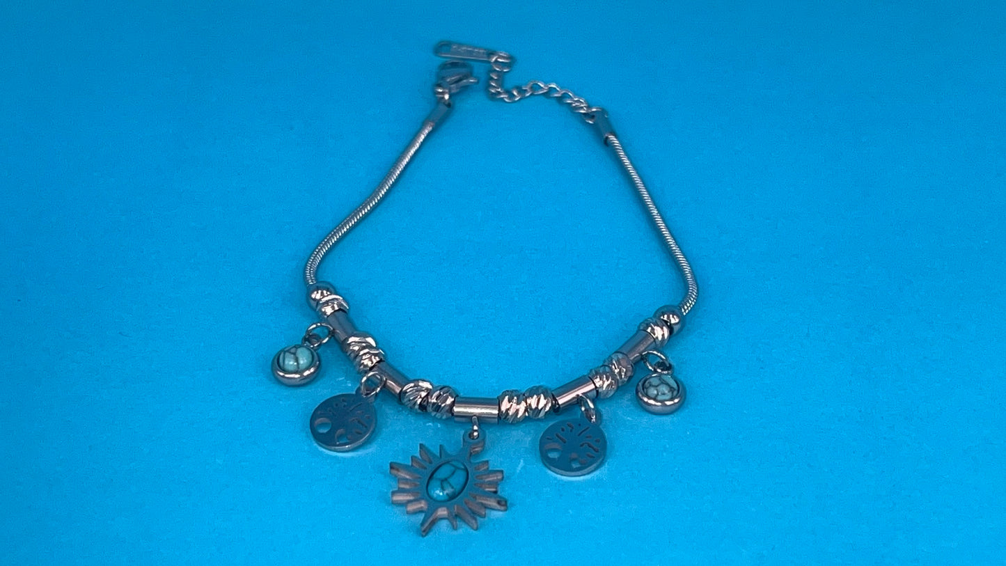 Charm bracelet