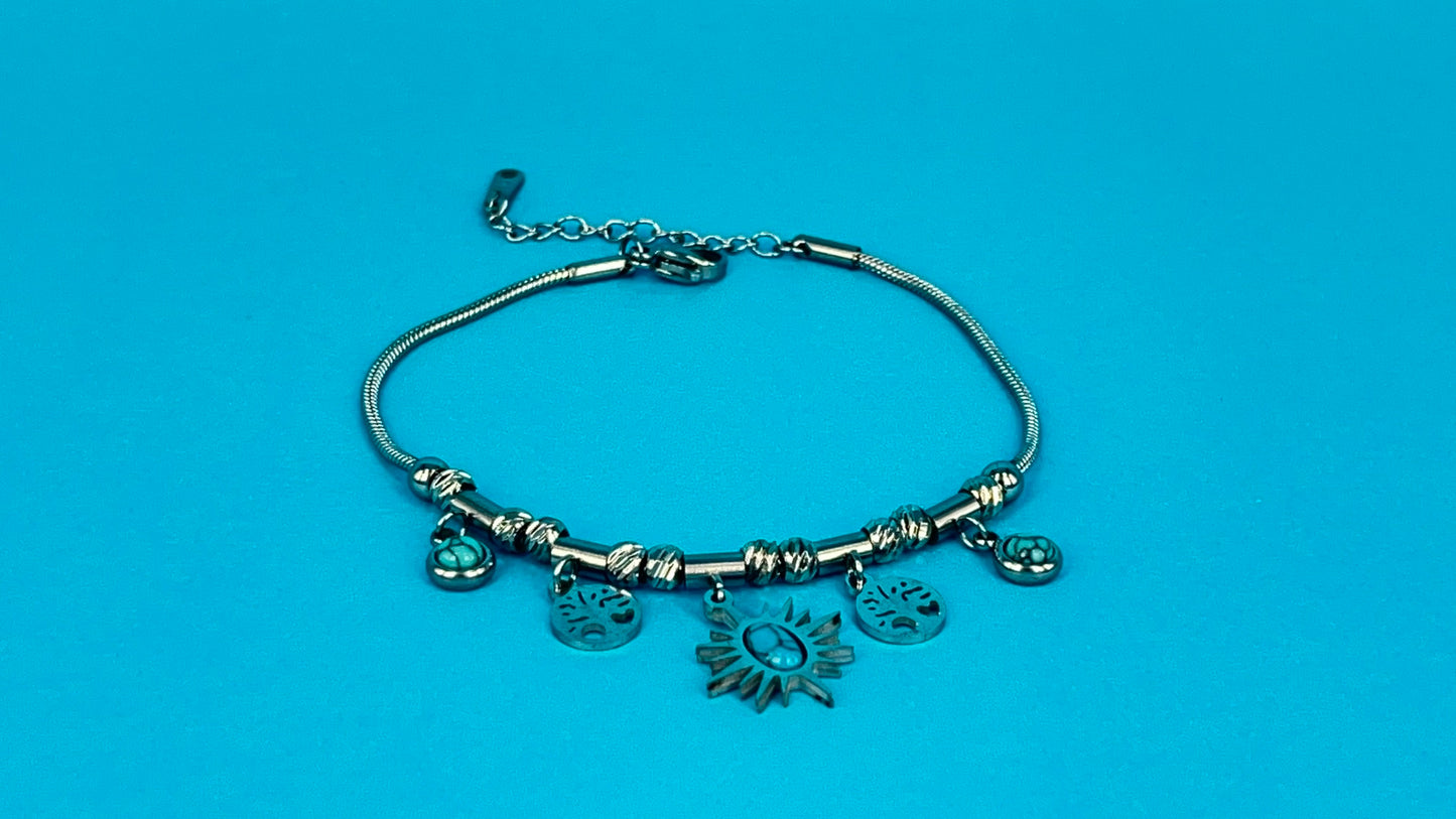 Charm bracelet