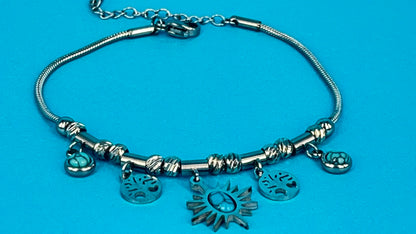 Charm bracelet